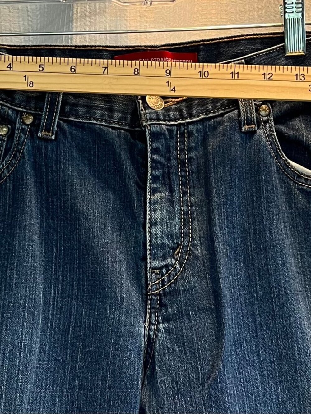 Vintage Levi's 505 Regular Fit Straight-Leg Jeans size 12 M - Picture 3 of 7